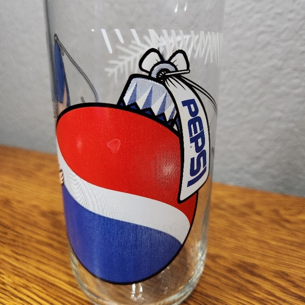 Pepsi Christmas vintage drinking glass - Picture 2 of 7